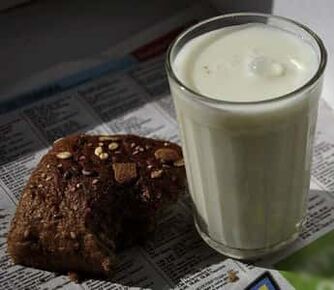 Barau eguna kefir gainean